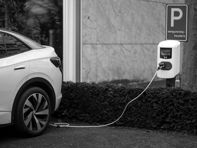 The Role of Renewable Energy in EV Charging