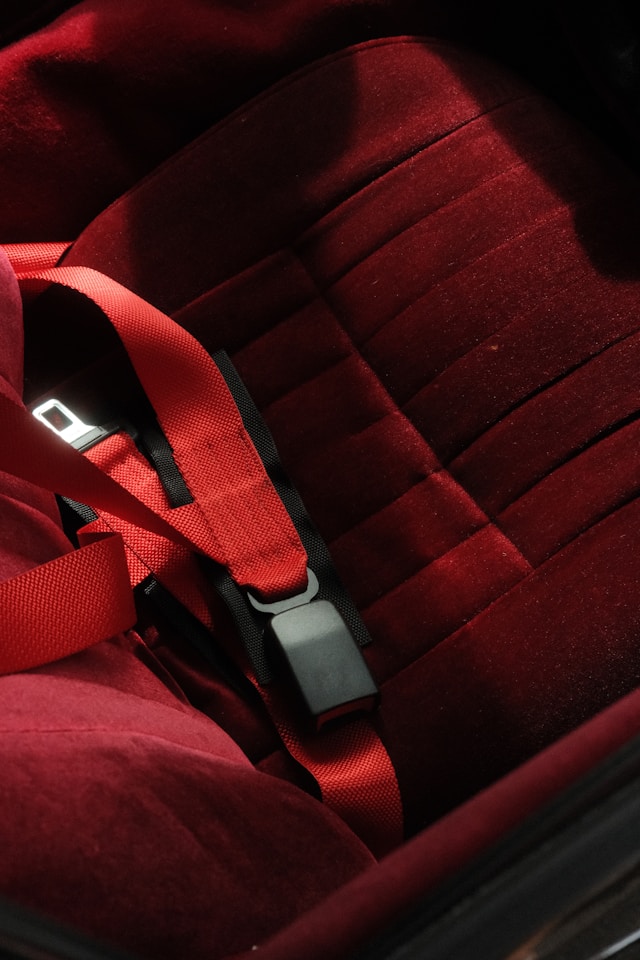 How Car Safety Features Have Evolved: From Basic Seatbelts to Intelligent Driver-Assistance Systems