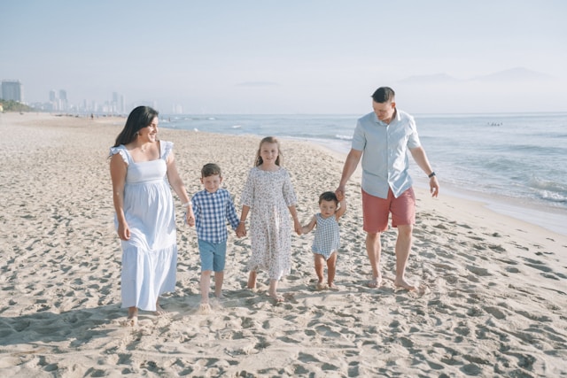 Comprehensive Guide to Family Life Insurance: Protect Your Loved Ones by Buying Life Insurance Online