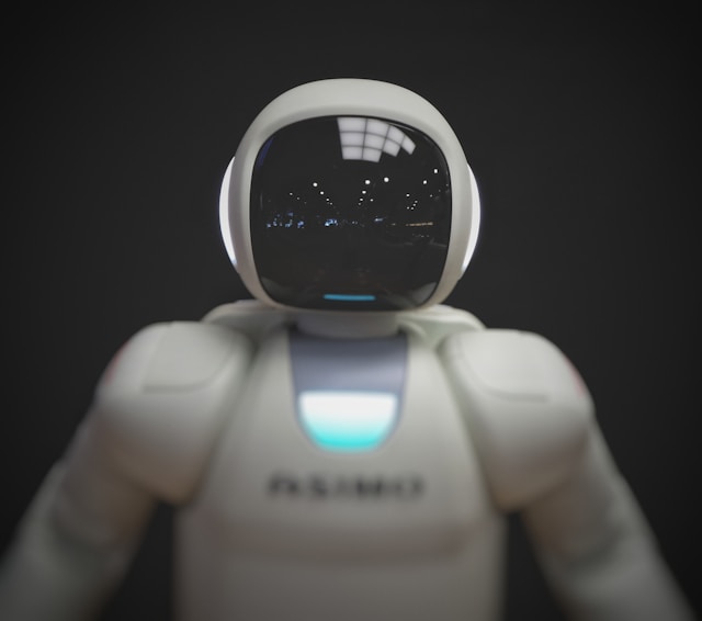 Working Side by Side: How Robotics is Redefining Modern Manufacturing
